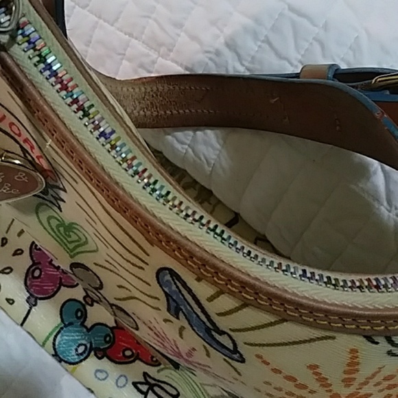 🔥🔥DOONEY & BOURKE HOBO NWOT - Picture 5 of 8